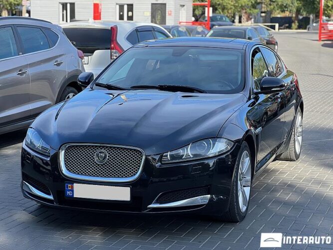 Jaguar XF 31 interauto-car