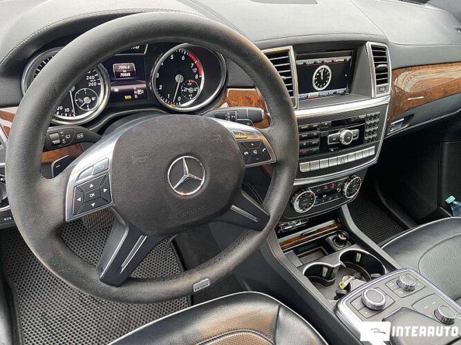 Mercedes GL 500 43 interauto-car