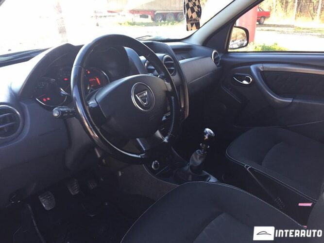 Dacia Duster 36 interauto-car