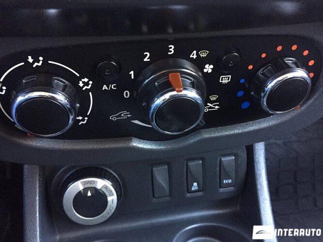 Dacia Duster 46 interauto-car