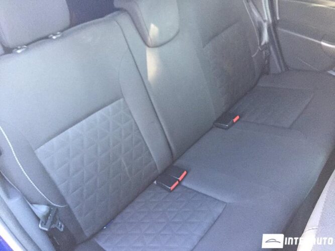 Dacia Duster 43 interauto-car