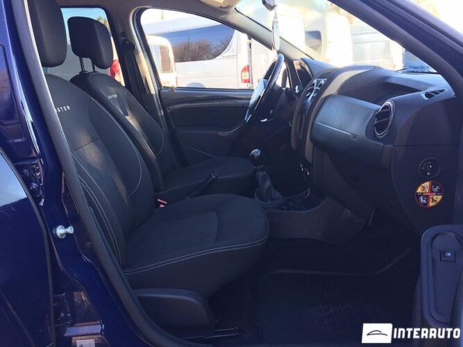 Dacia Duster 38 interauto-car