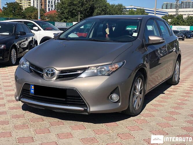 Toyota Auris 24 interauto-car