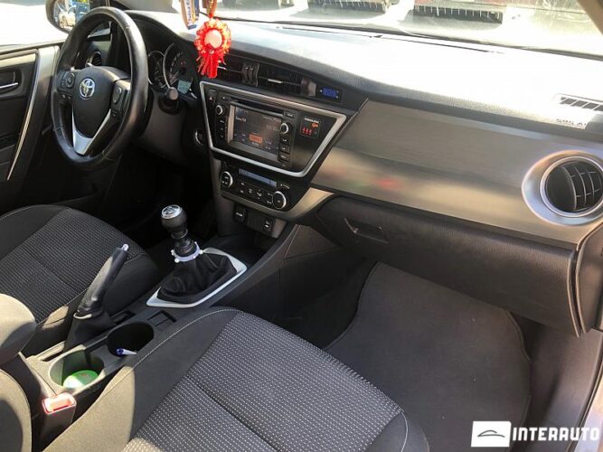 Toyota Auris 36 interauto-car