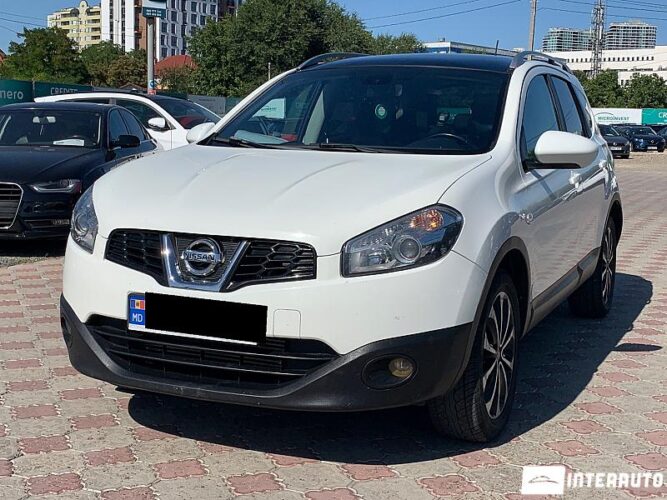 Nissan Qashqai+2 27 interauto-car