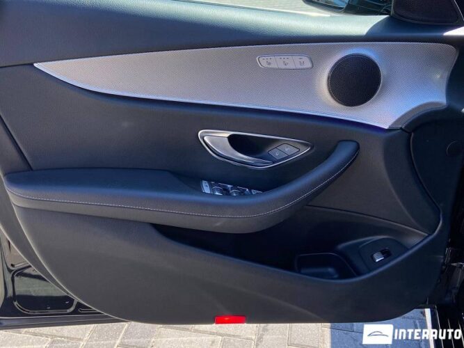 Mercedes E 220 35 interauto-car