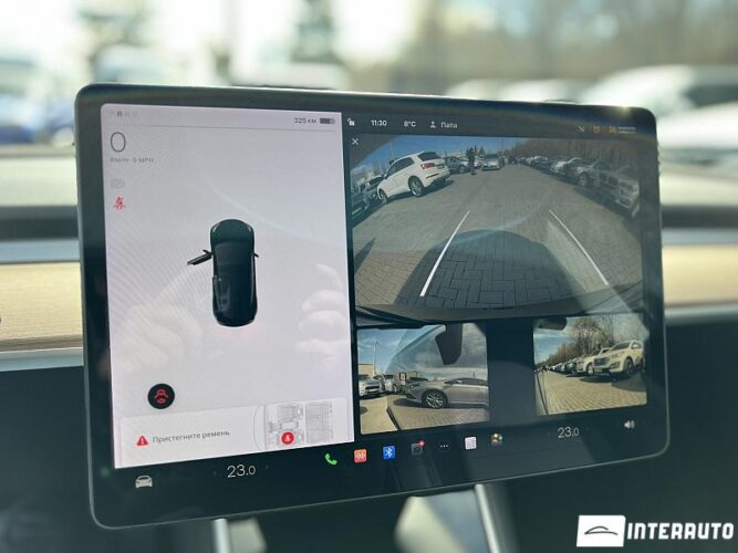 Tesla Model 3 41 interauto-car