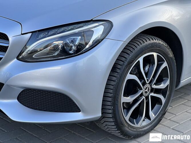 Mercedes C 200 37 interauto-car