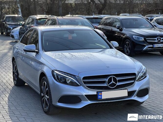 Mercedes C 200 34 interauto-car