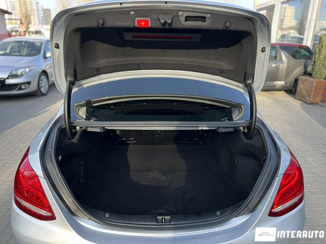 Mercedes C 200 38 interauto-car