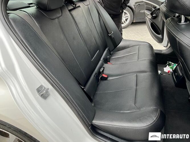 BMW 320 48 interauto-car