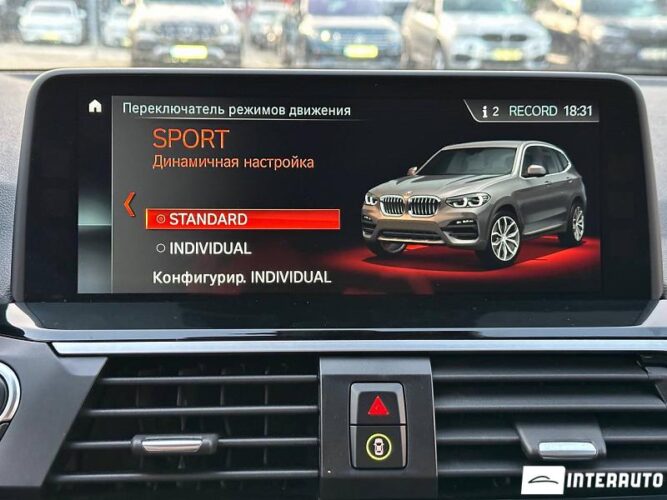 BMW X3 2.0D 43 interauto-car