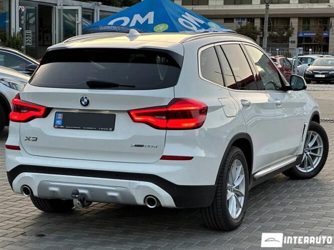 BMW X3 2.0D 35 interauto-car