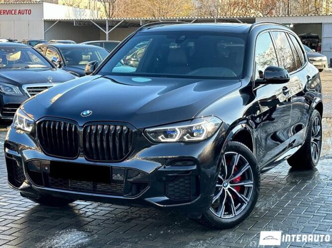 BMW X5 3.0D 2022 doar la InterAuto