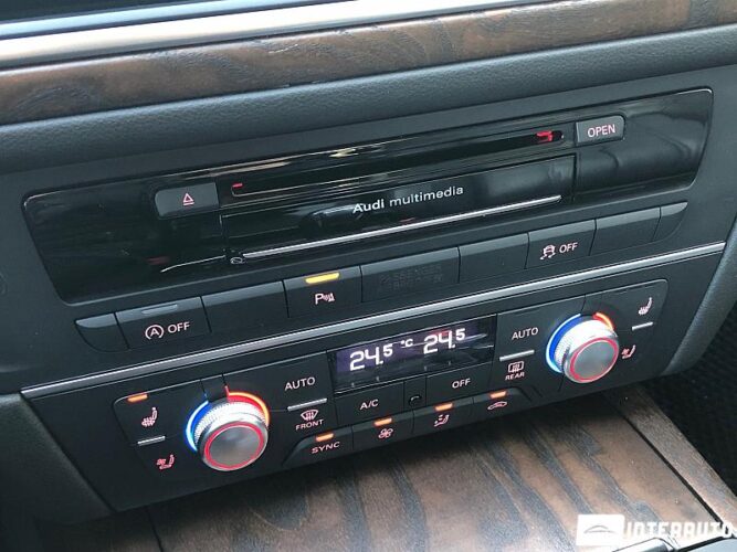 Audi A6 51 interauto-car