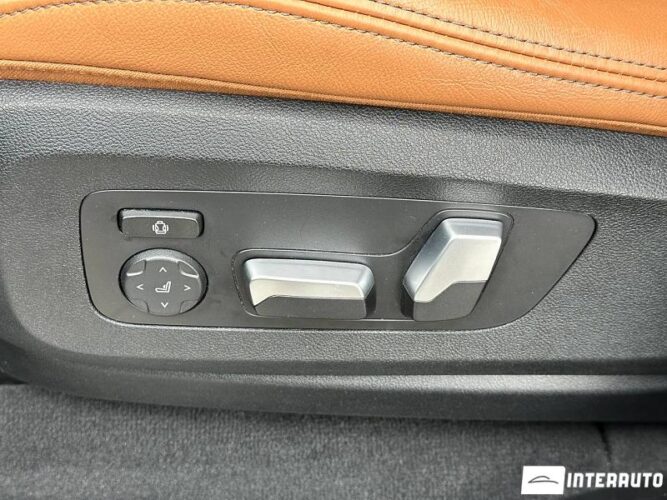 BMW X5 4.5e 44 interauto-car