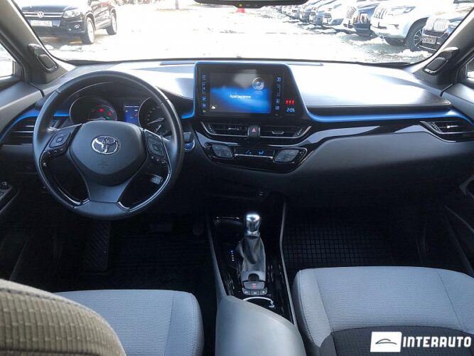 Toyota C-HR 45 interauto-car