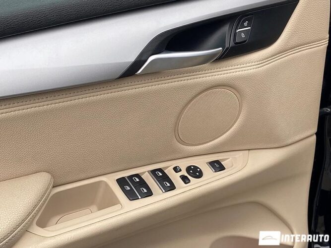 BMW X5 2.5D 33 interauto-car