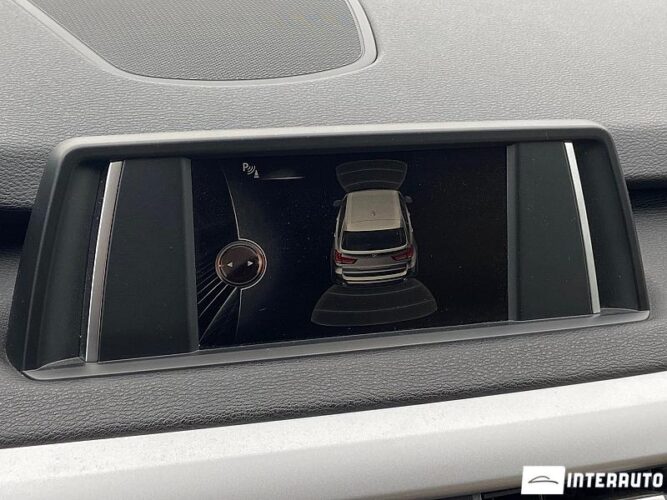 BMW X5 2.5D 39 interauto-car