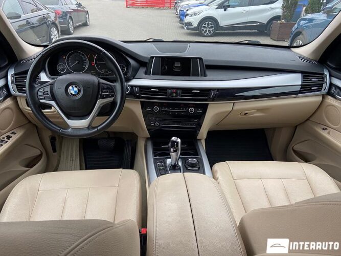 BMW X5 2.5D 42 interauto-car