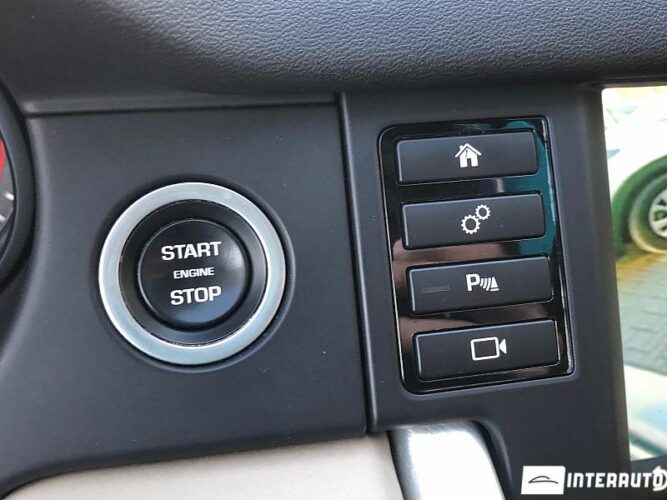 Land Rover Discovery Sport 47 interauto-car