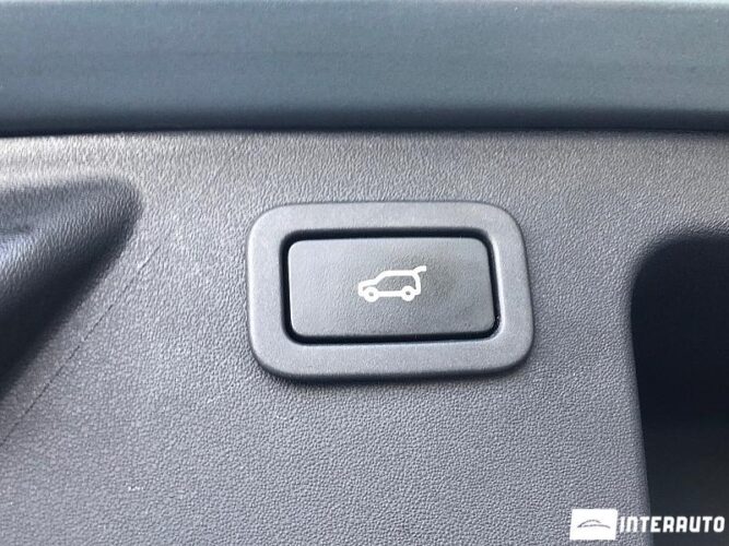 Land Rover Discovery Sport 52 interauto-car