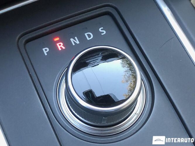 Land Rover Discovery Sport 48 interauto-car