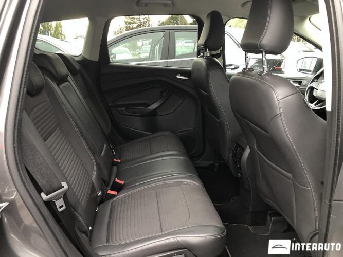 Ford Kuga 39 interauto-car