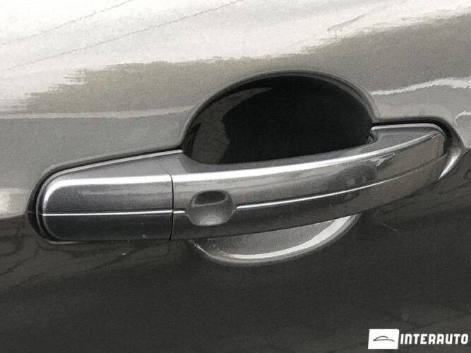 Ford Kuga 49 interauto-car