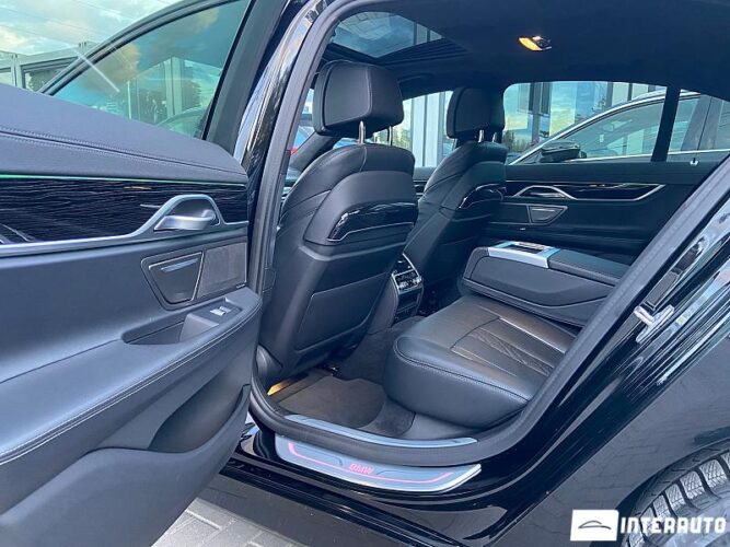 BMW 730 54 interauto-car