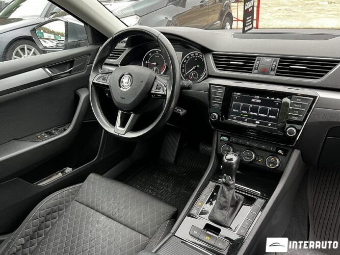 Skoda Superb 39 interauto-car
