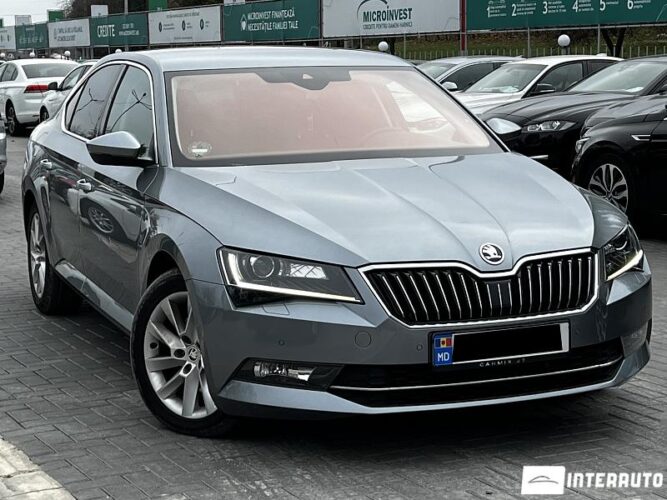 Skoda Superb 35 interauto-car
