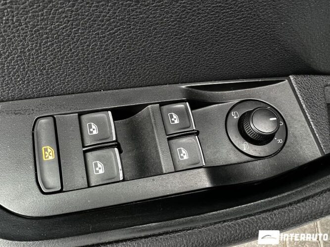 Skoda Superb 48 interauto-car