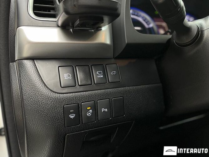 Toyota Highlander 51 interauto-car