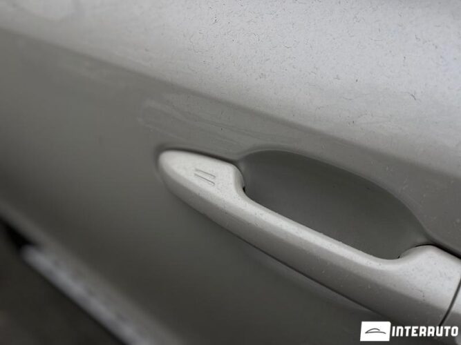 Toyota Highlander 46 interauto-car