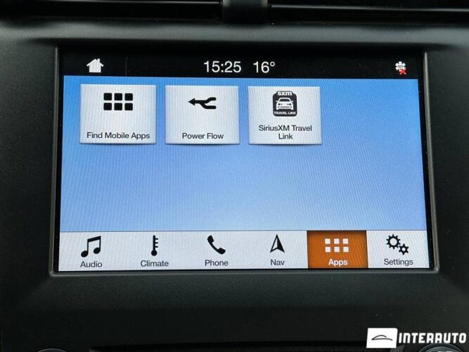 Ford Fusion 42 interauto-car