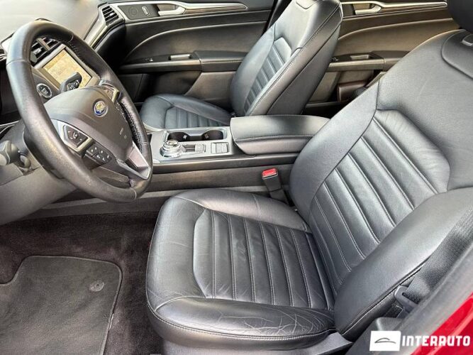 Ford Fusion 38 interauto-car