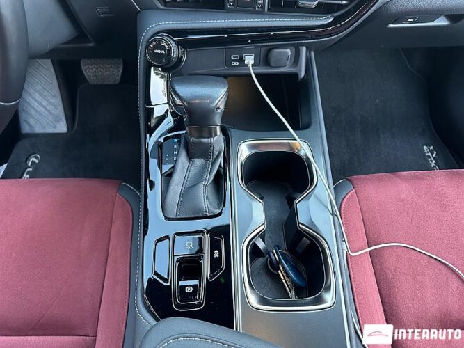 Lexus NX 200 46 interauto-car