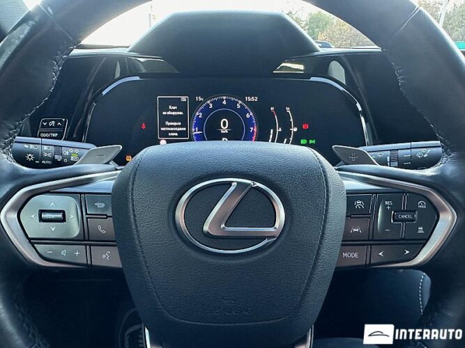 Lexus NX 200 42 interauto-car