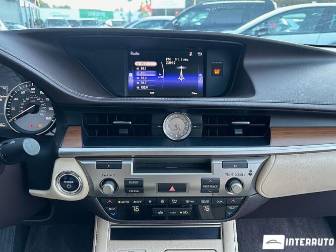 Lexus ES 300h 40 interauto-car