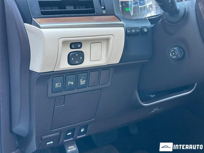 Lexus ES 300h 43 interauto-car