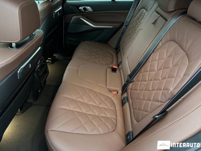 BMW X5 4.0D 62 interauto-car