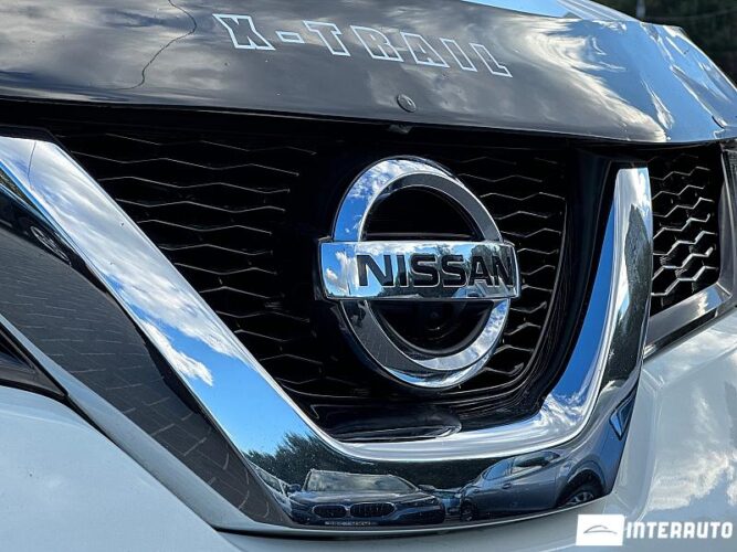 Nissan X-Trail 60 interauto-car