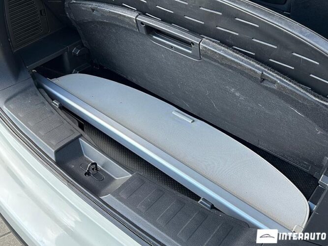 Nissan X-Trail 57 interauto-car