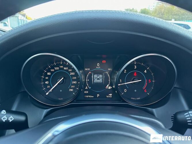 Jaguar XF 43 interauto-car