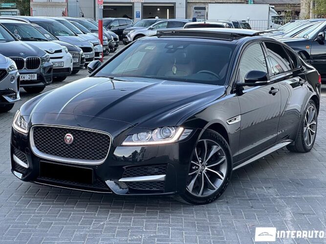 Jaguar XF 36 interauto-car