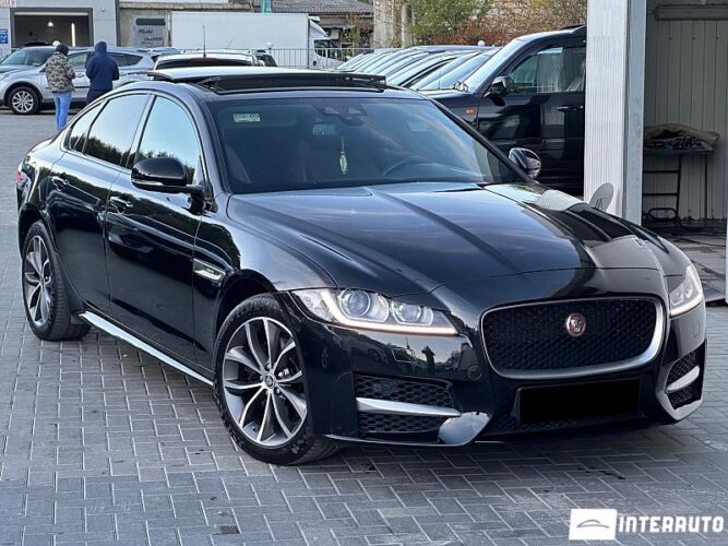 Jaguar XF 35 interauto-car