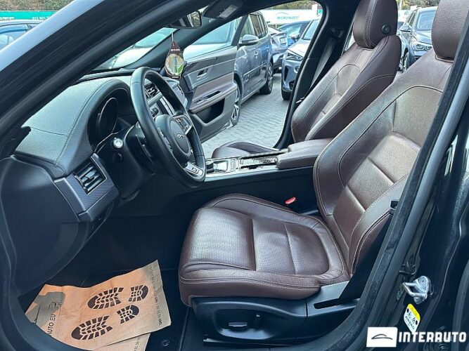 Jaguar XF 39 interauto-car