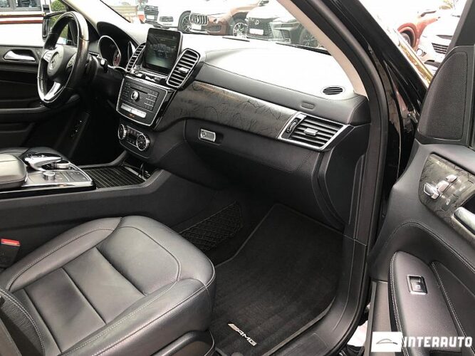 Mercedes GLE 550e 46 interauto-car