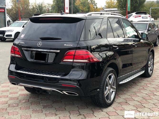 Mercedes GLE 550e 34 interauto-car